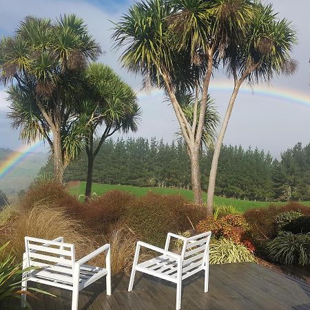 Above The River Karapiro Bed & Breakfast Apartment Exterior photo