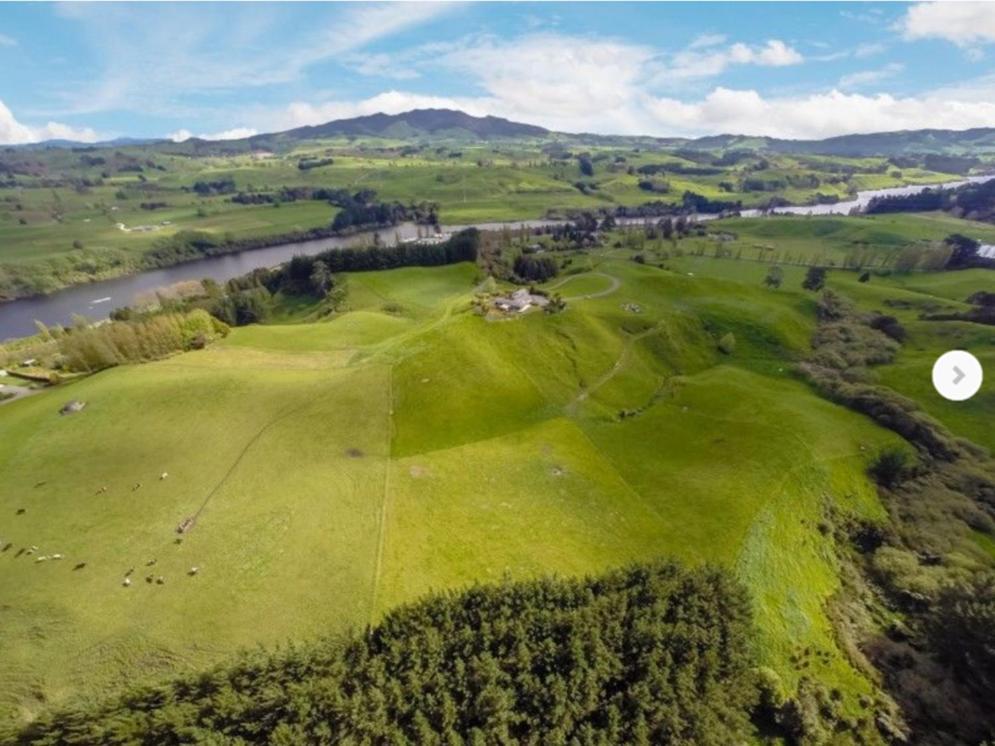 Above The River Karapiro Bed & Breakfast Apartment Exterior photo