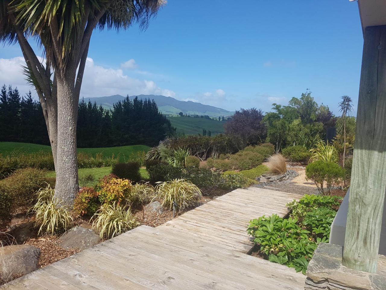 Above The River Karapiro Bed & Breakfast Apartment Exterior photo