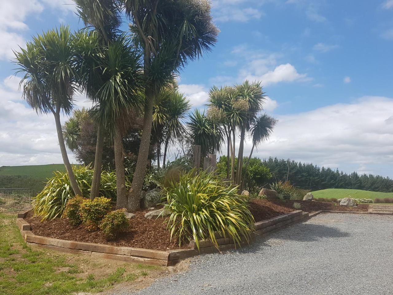 Above The River Karapiro Bed & Breakfast Apartment Exterior photo